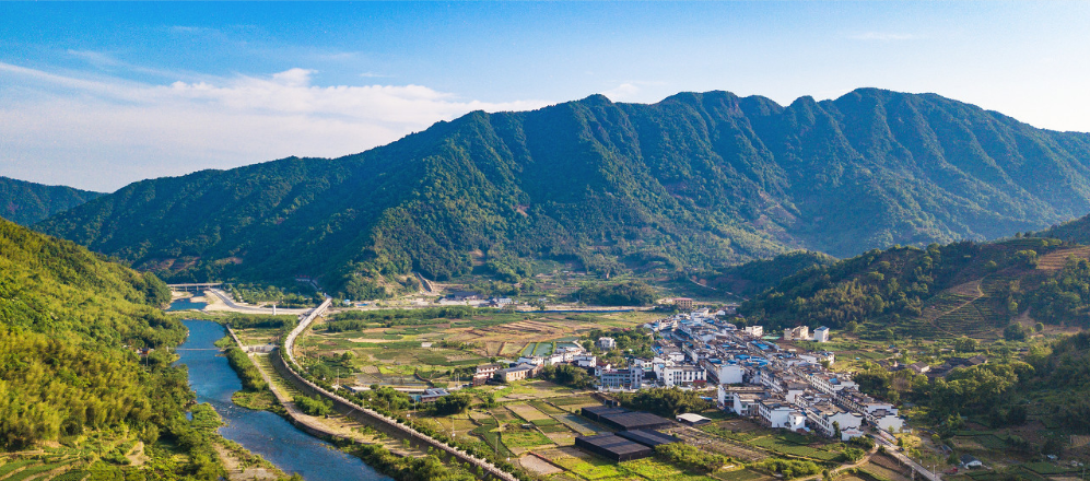 “扶貧路上”沐鸣2力量